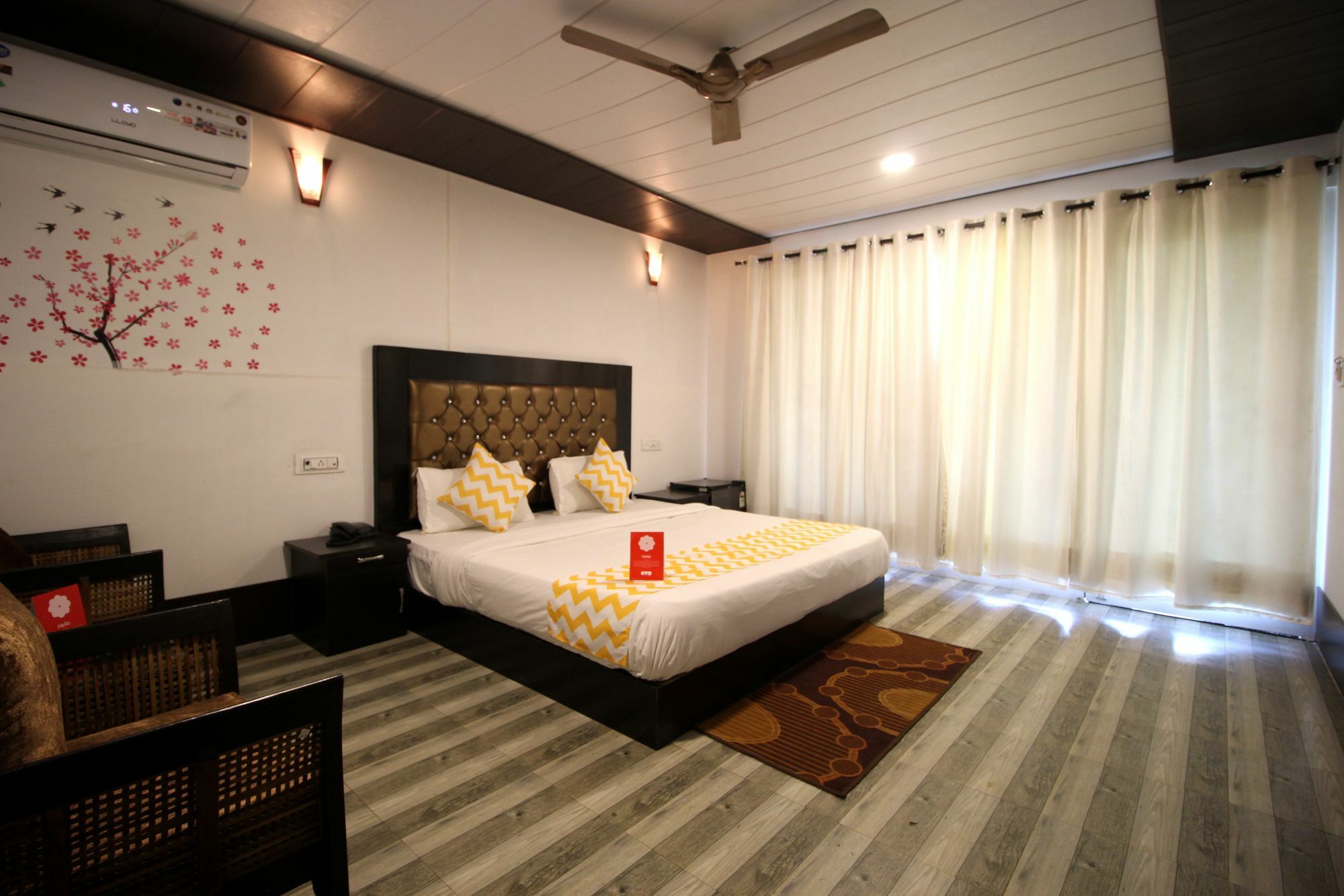 Collection O Retreat Morjim Resort Exterior photo