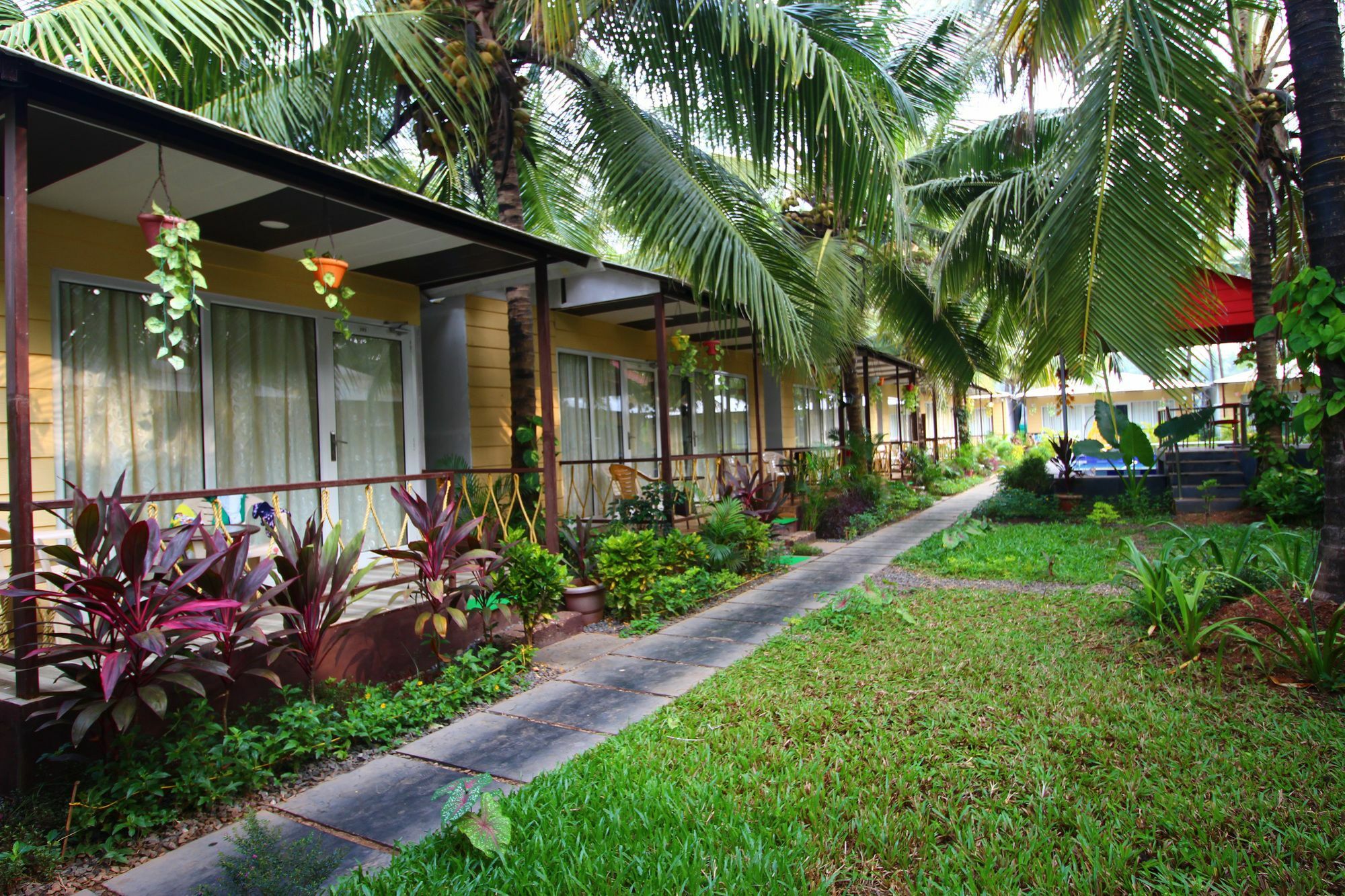 Collection O Retreat Morjim Resort Exterior photo